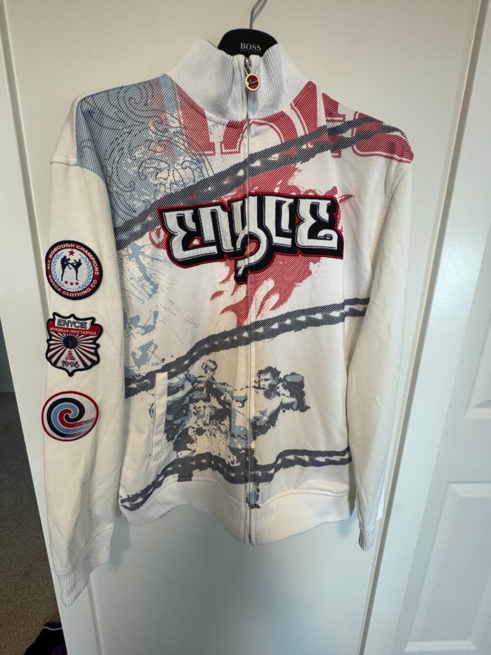Enyce Graphic Full-Zip Track Jacket – Men's Medium